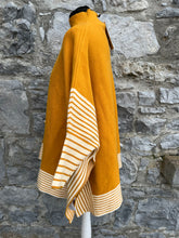 Load image into Gallery viewer, Mustard oversized jumper uk 10-18
