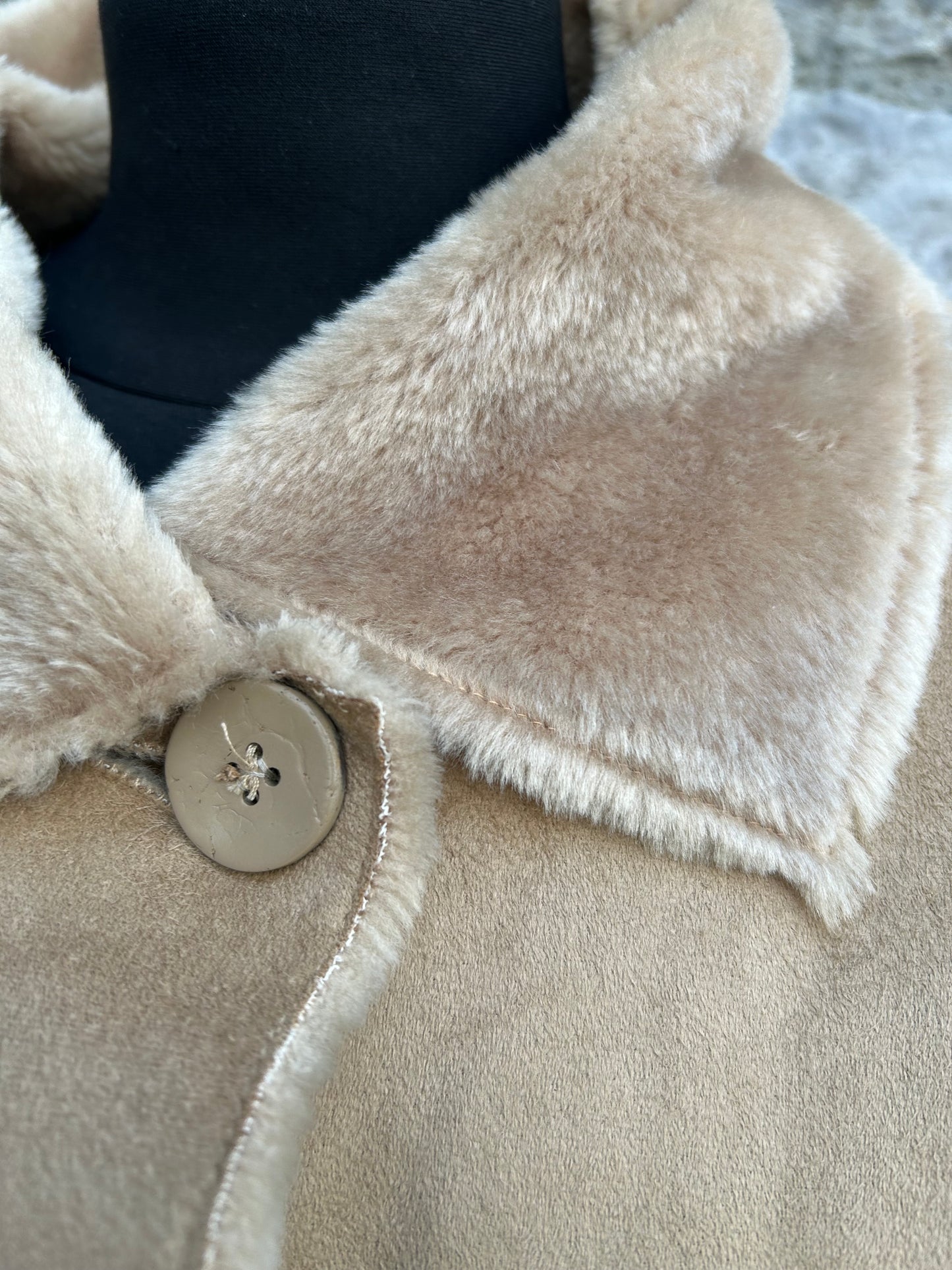 Y2K beige faux suede jacket uk 14-16