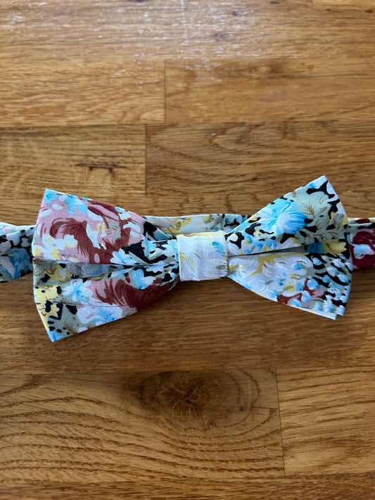 Pastel flower bow tie