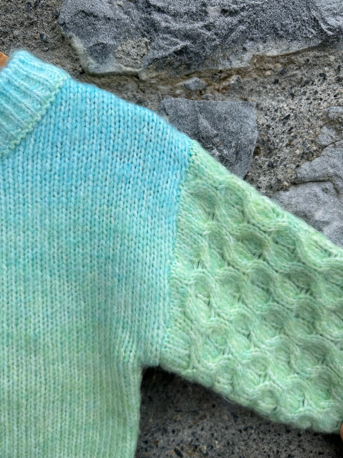 Green ombré jumper  6-9m (68-74cm)