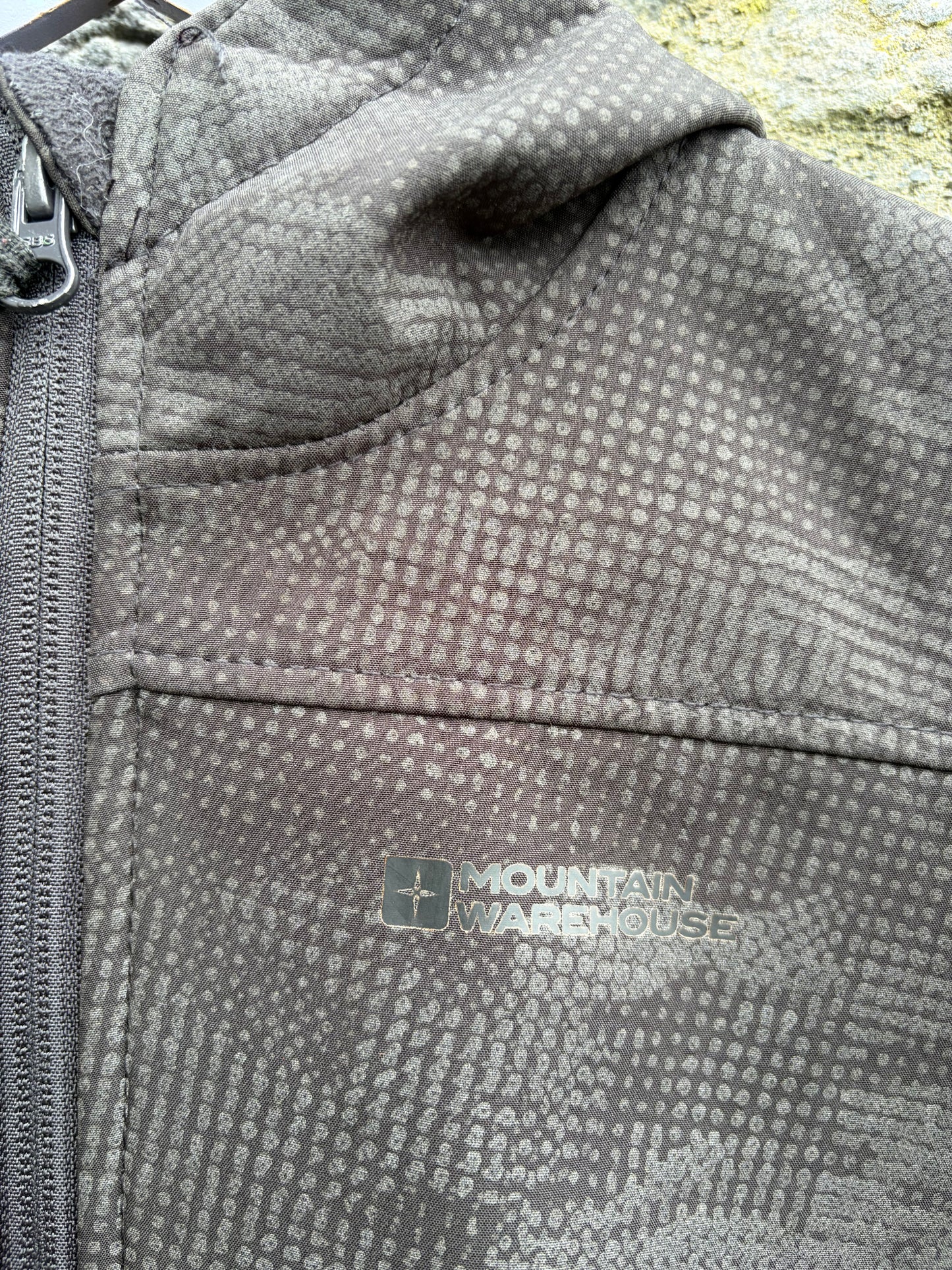 Grey soft shell jacket  9-10y (134-140cm)