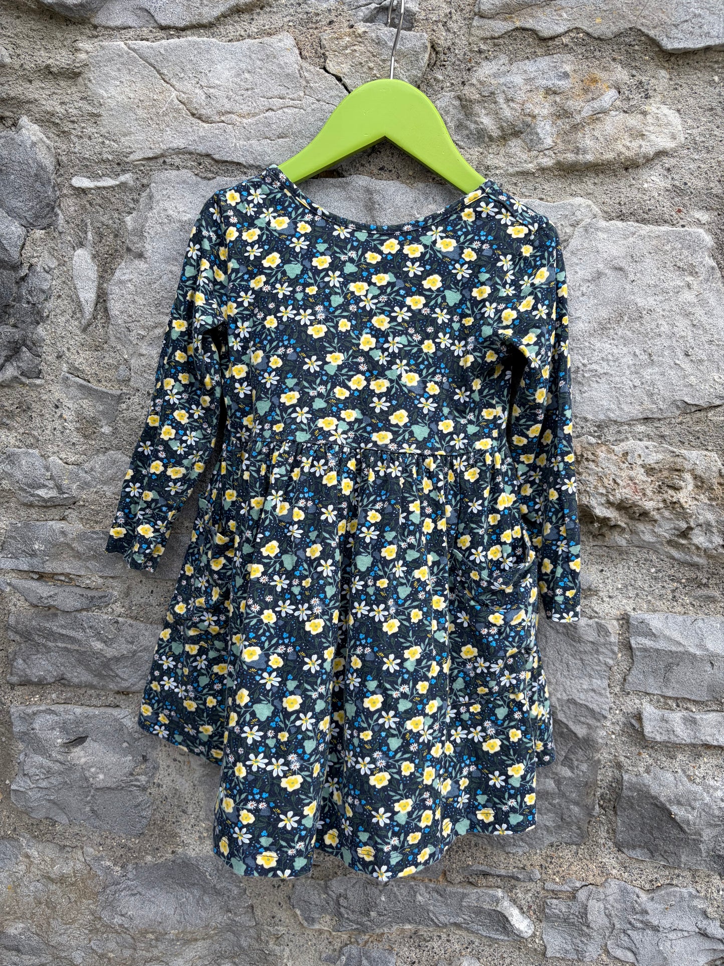 Yellow flowers navy dress 3-4y (98-104cm)