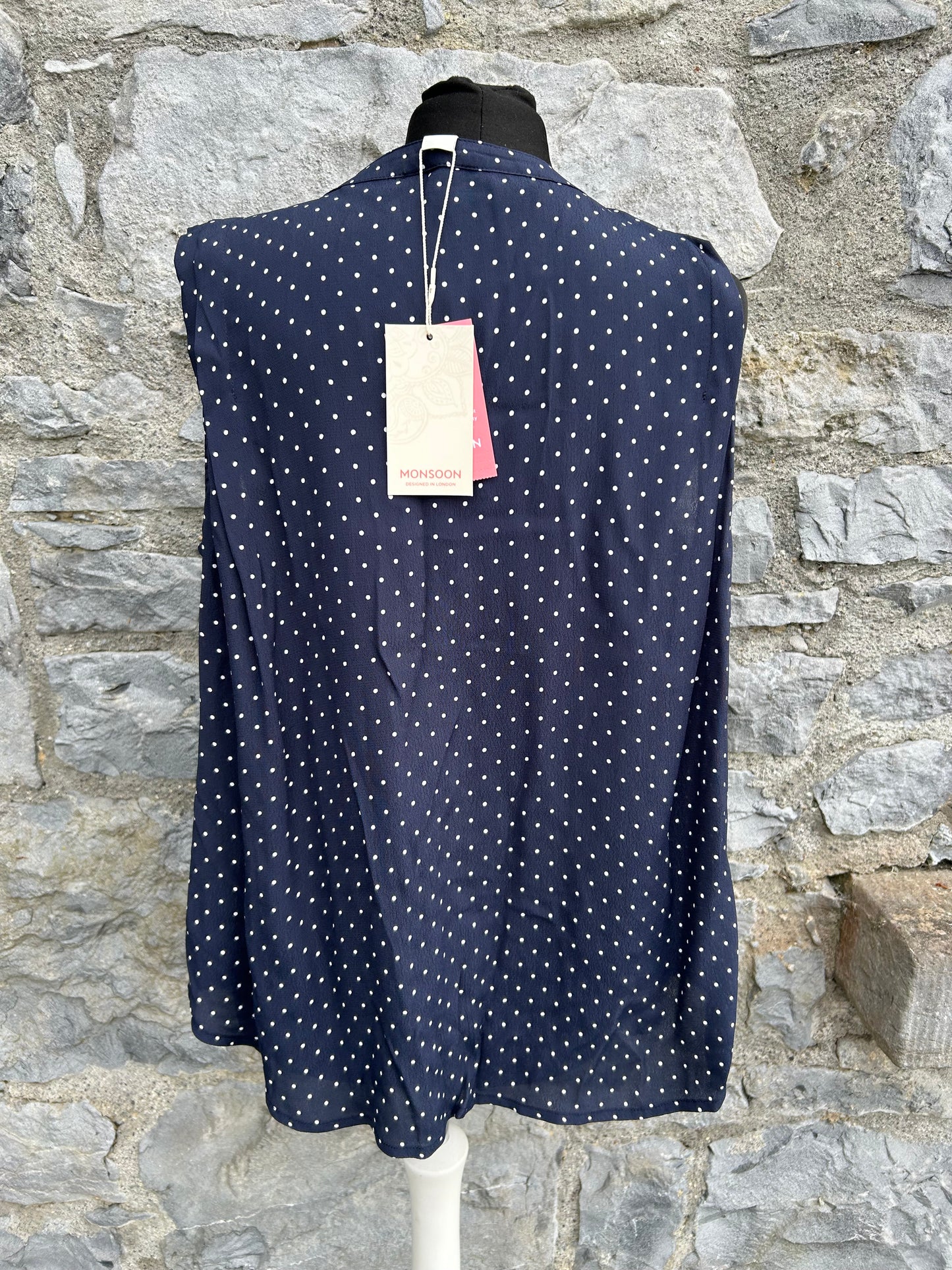 Navy spotty top uk 16-18