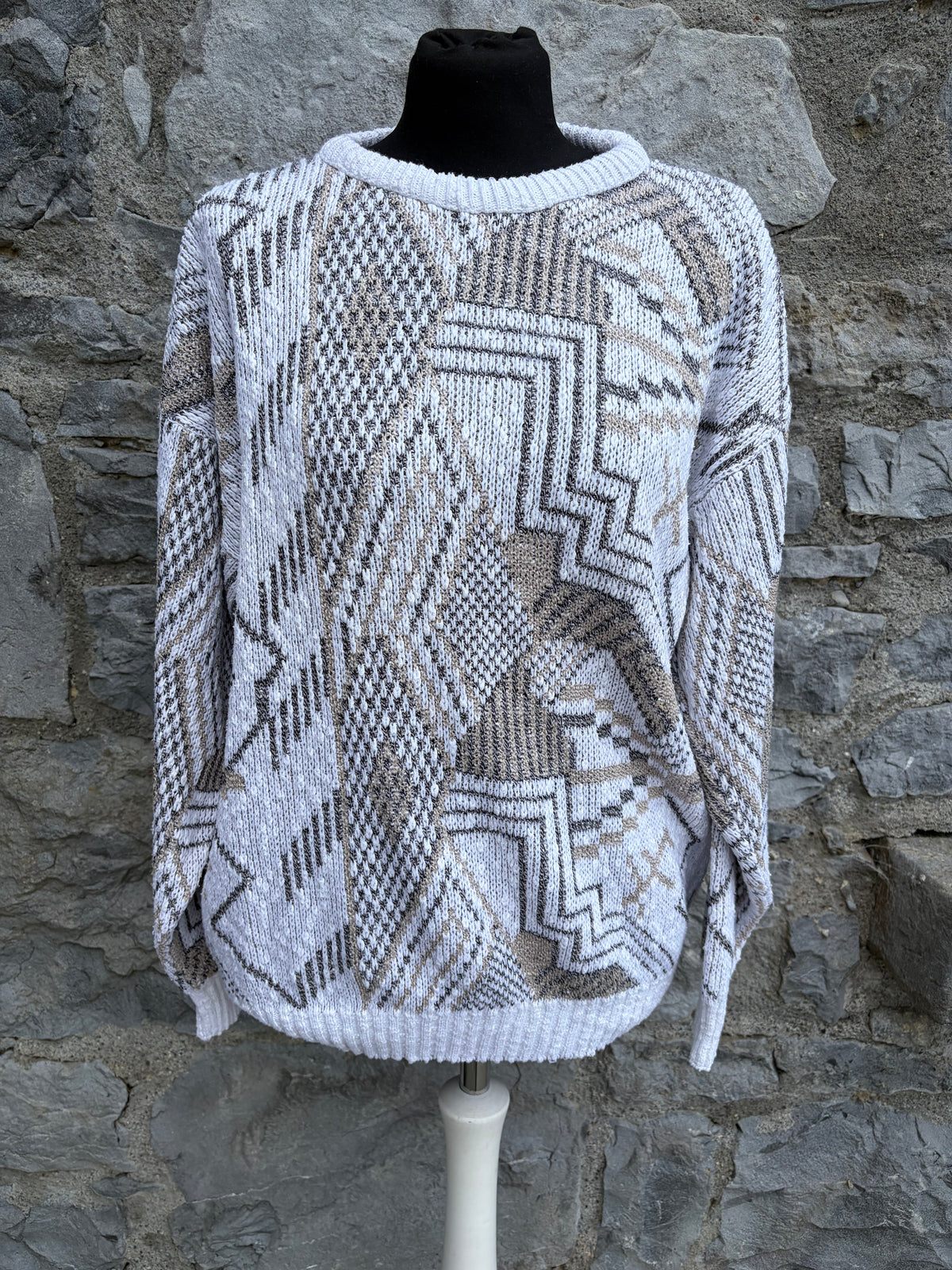 90s grey geometric jumper Medium
