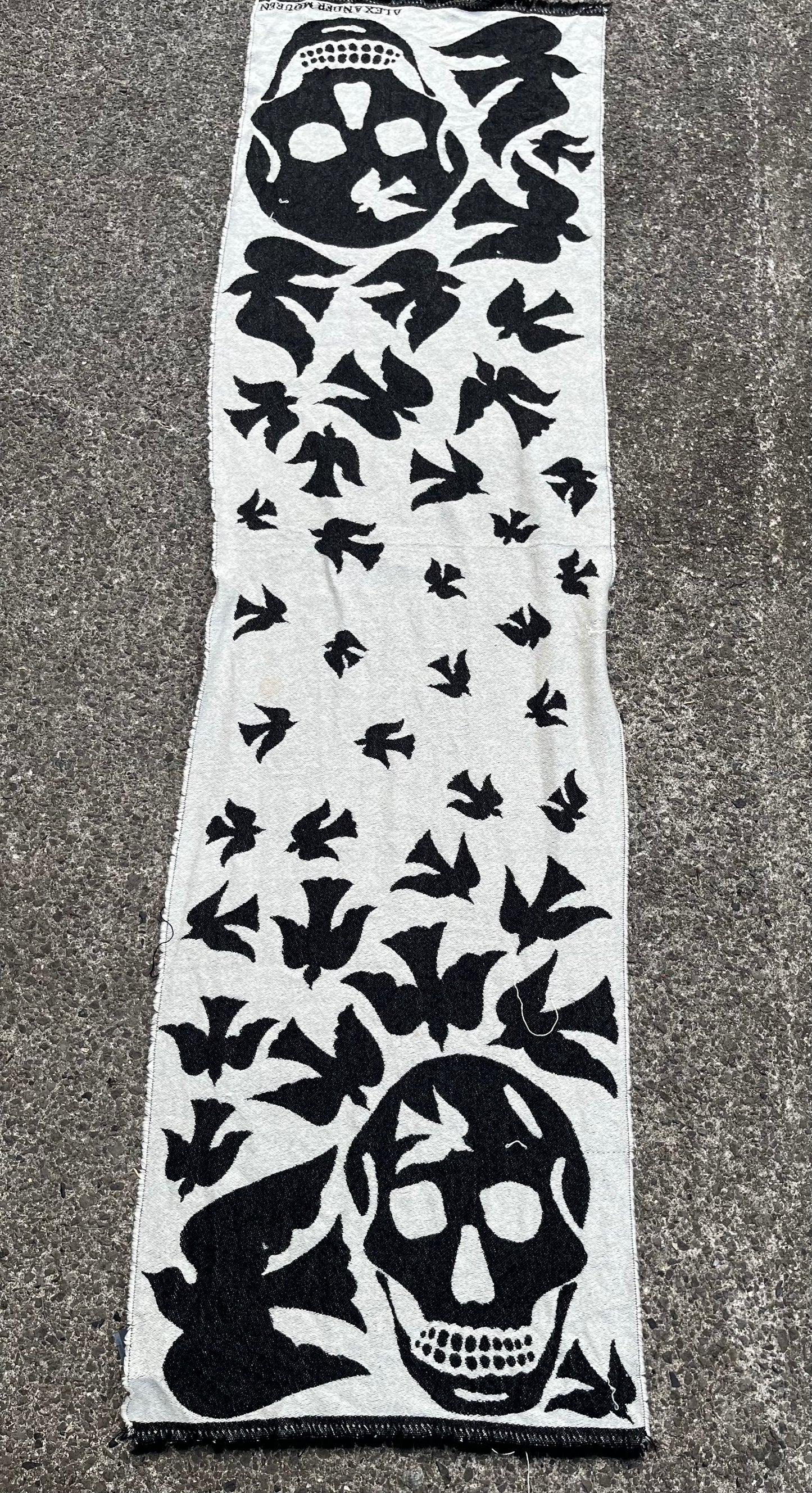 Birds&skull scarf