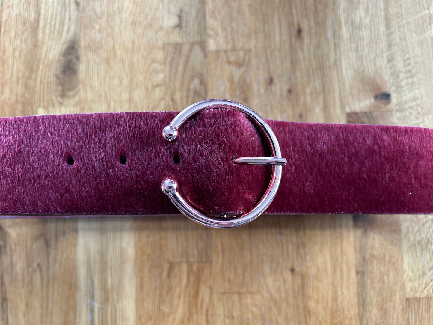 Maroon hairy belt