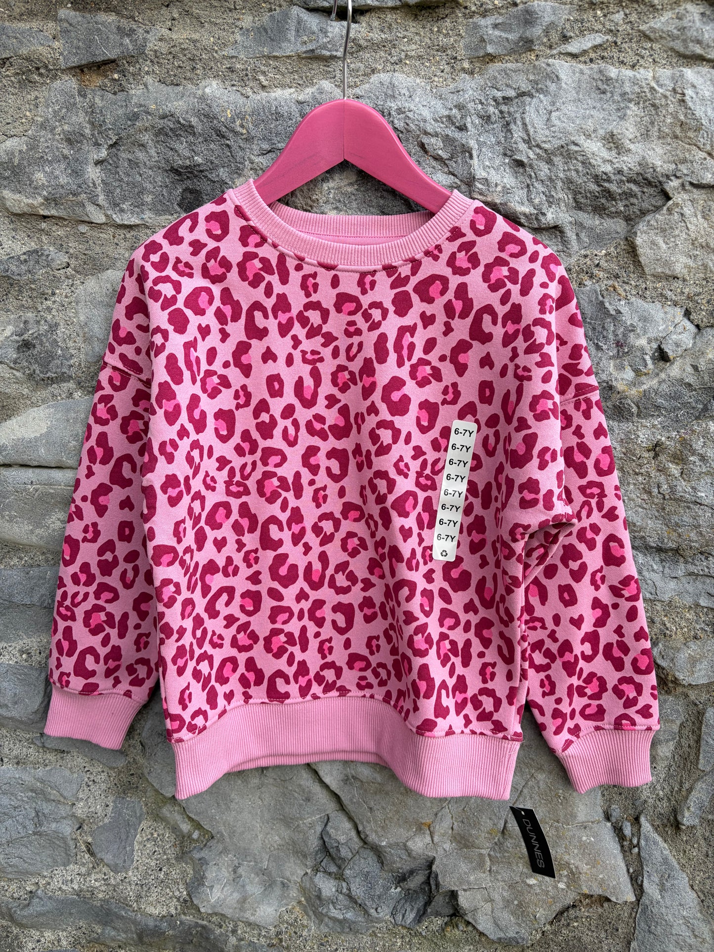 Pink leopard print sweatshirt  6-7y (116-122cm)