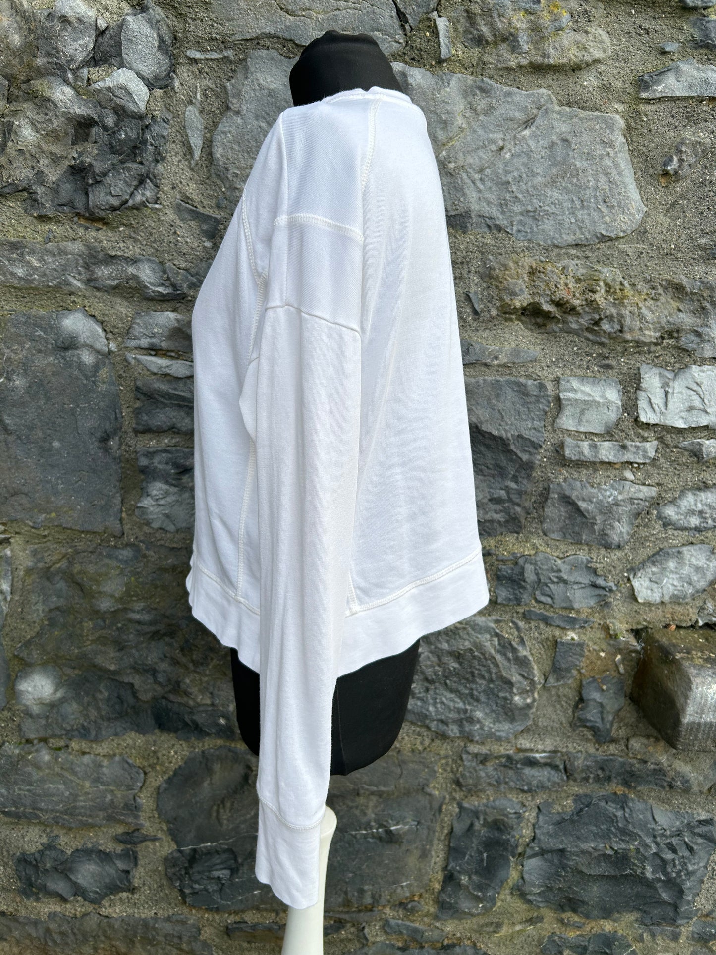 White sweatshirt  uk 8-10