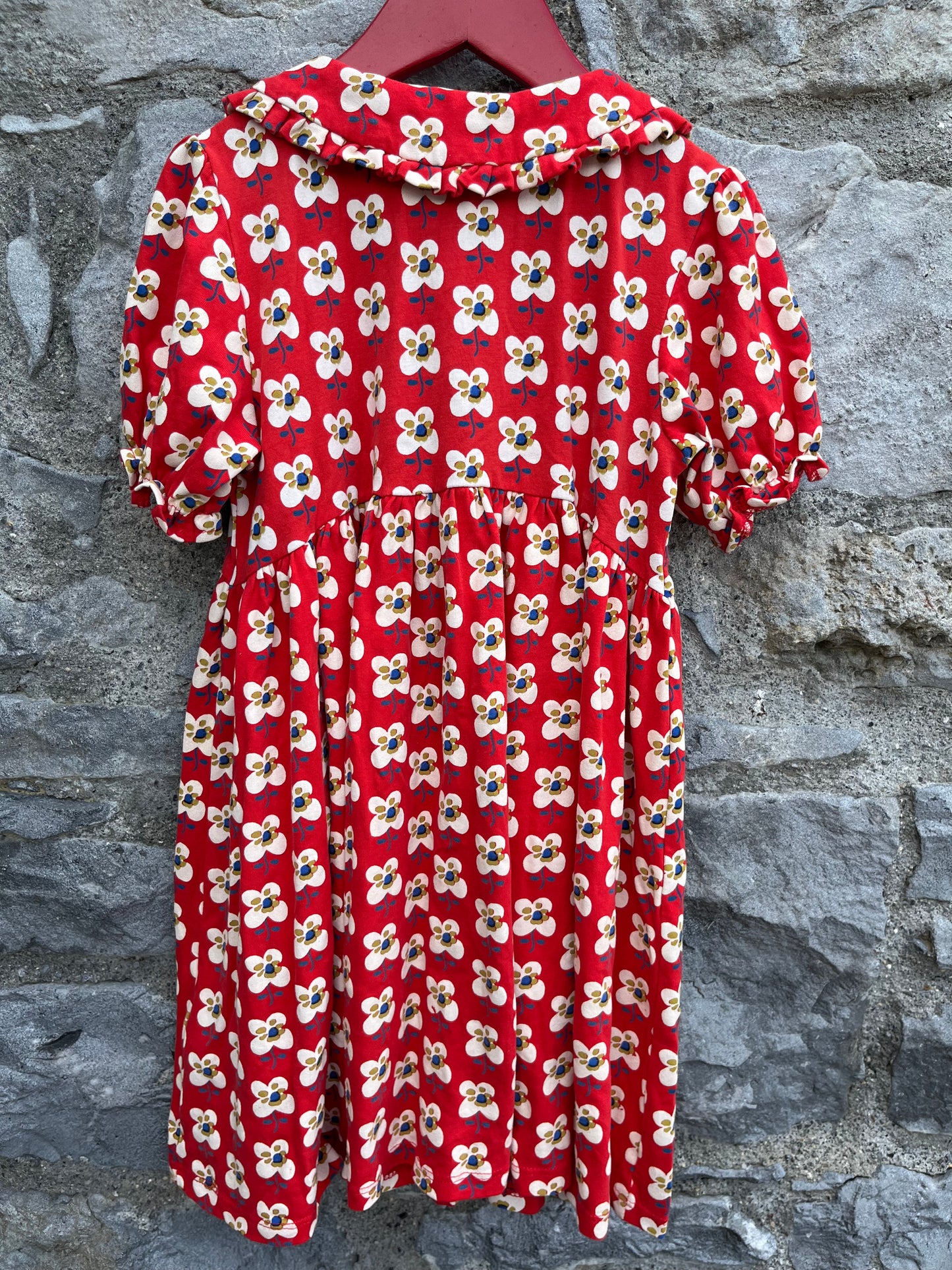 Red floral dress  5-6y (110-116cm)