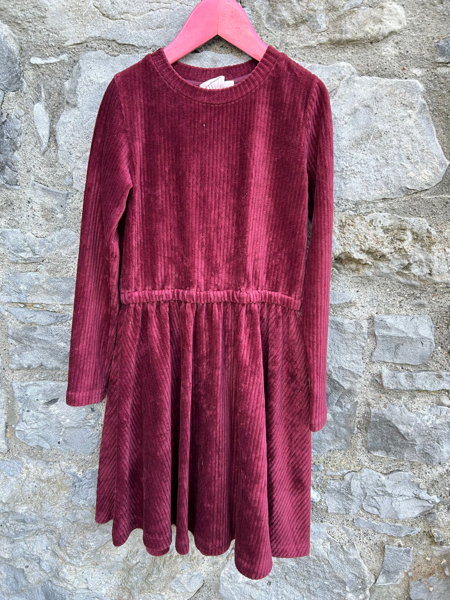 Maroon ribbed velour dress  7-8y (122-128cm)