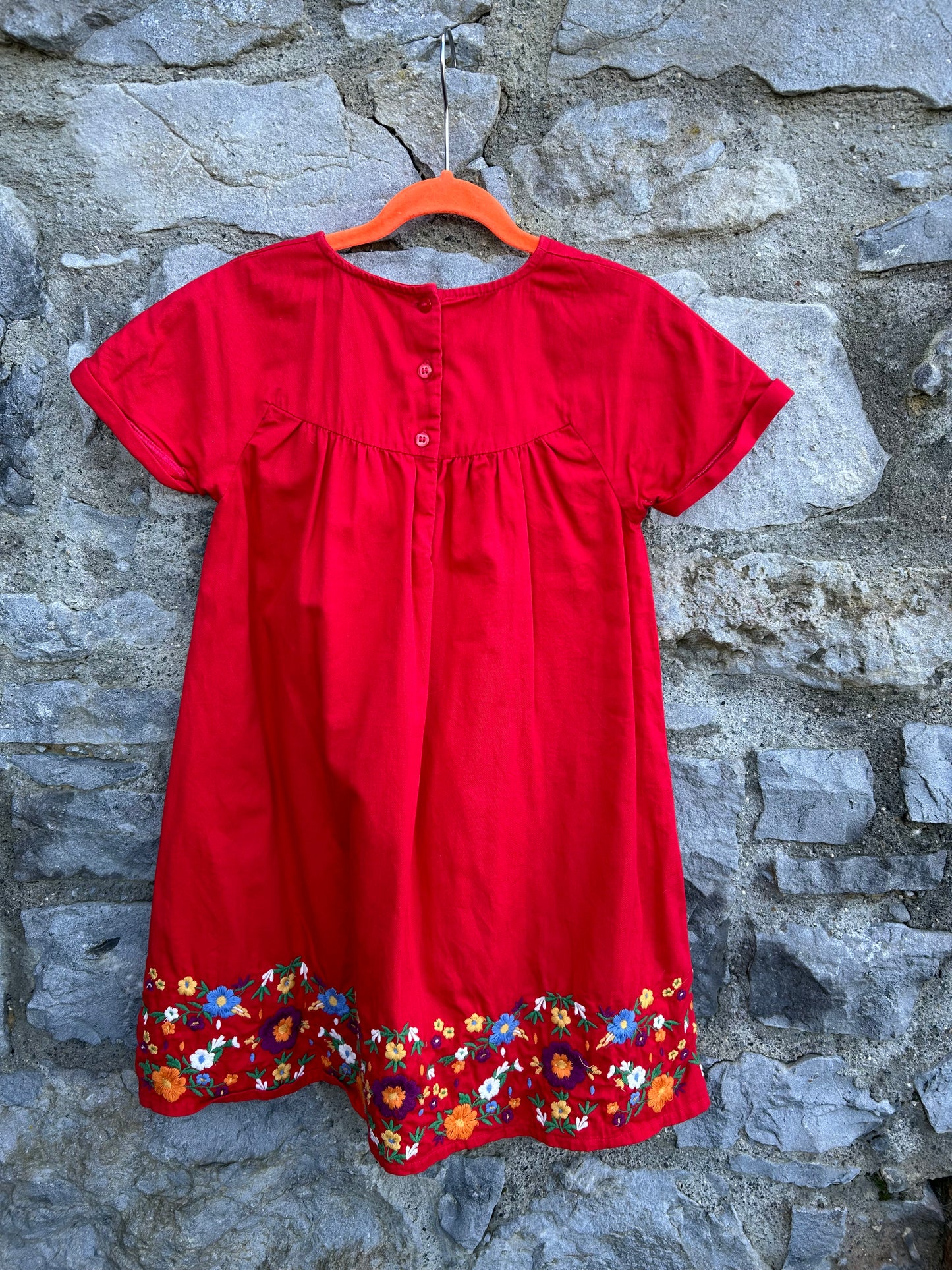 Embroidered red dress  6-7y (116-122cm)