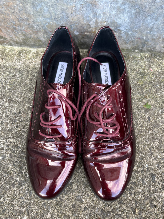 Maroon patent brogues  uk 6 (eu 39)