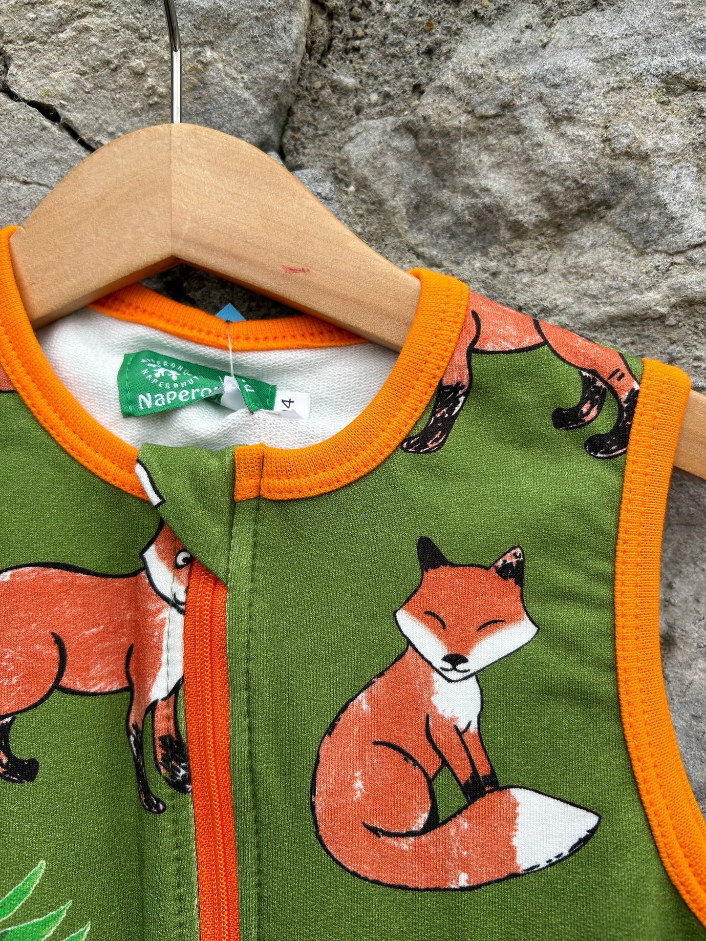 Foxes green playsuit  3-4y (98-104cm)