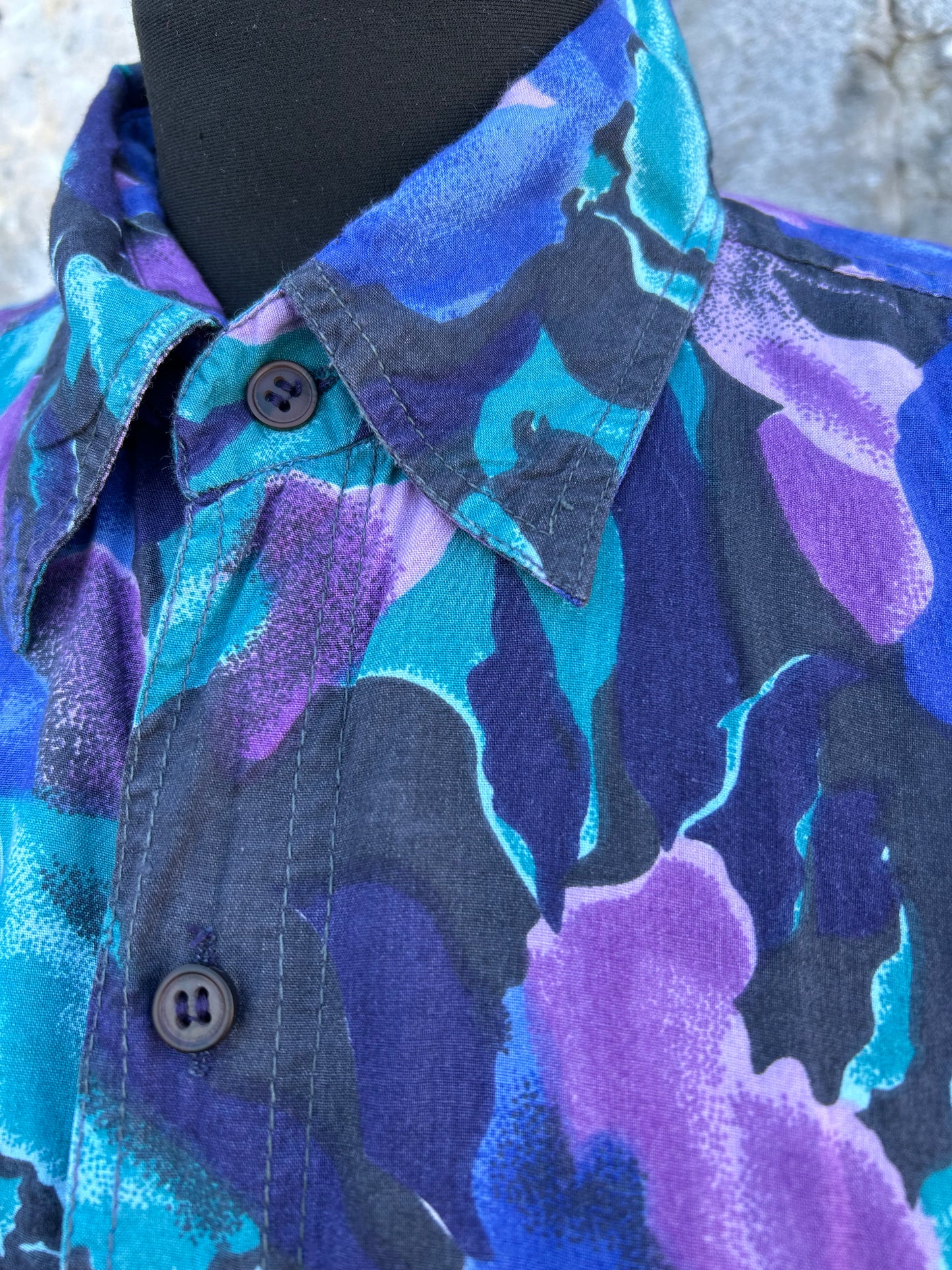 80s Blue&purple flowers shirt Medium