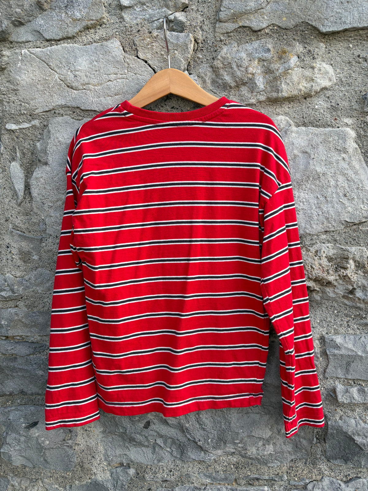 Red stripy top  7-8y (122-128cm)