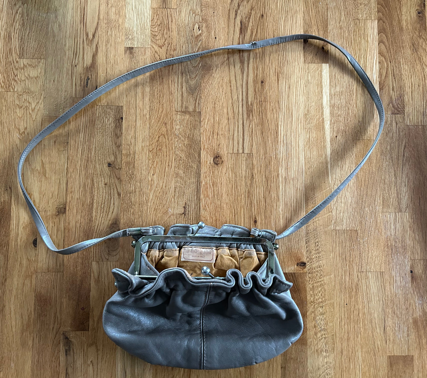 Light brown crossbody bag