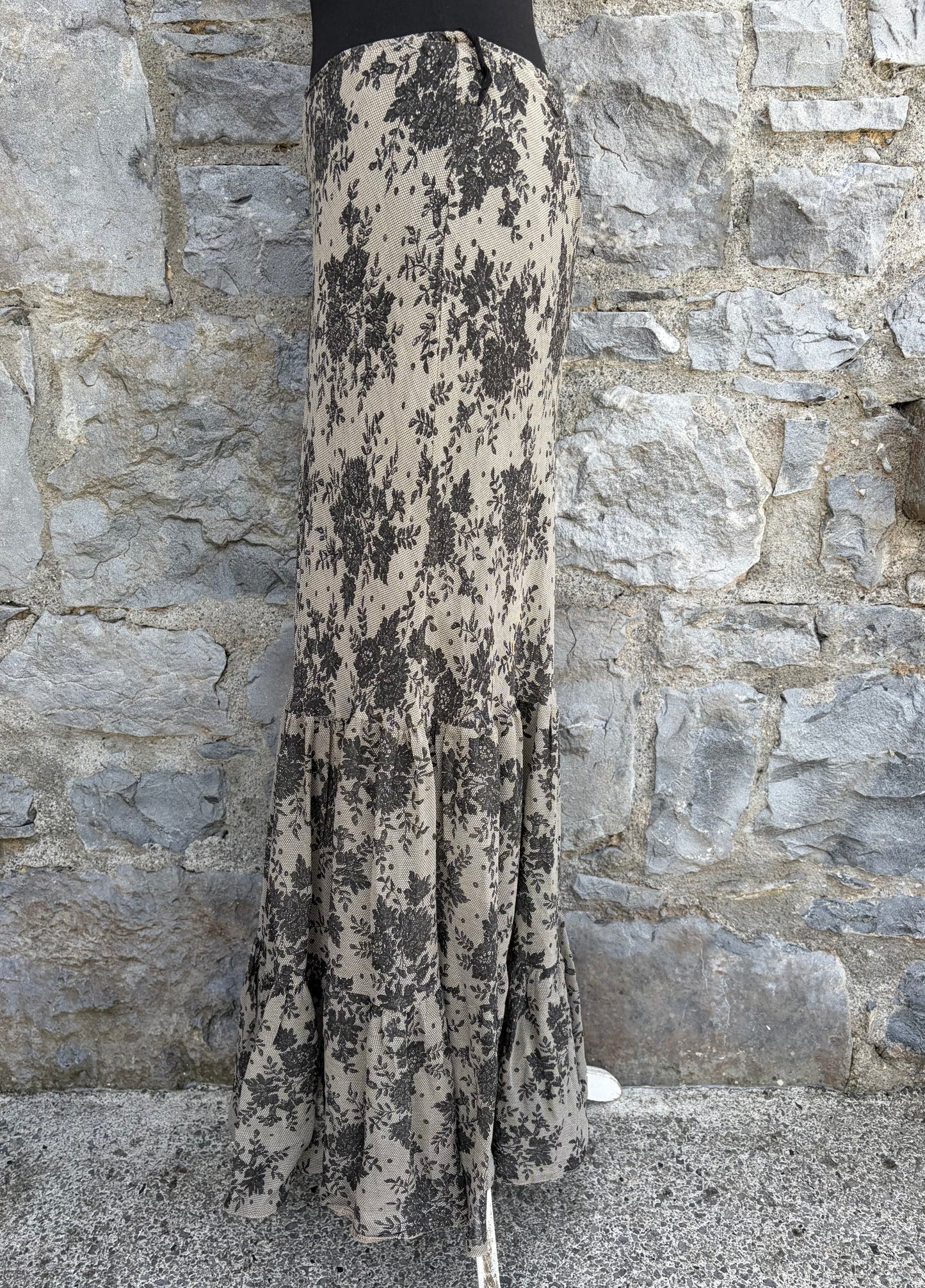 Y2K floral beige tiered skirt uk 12-14