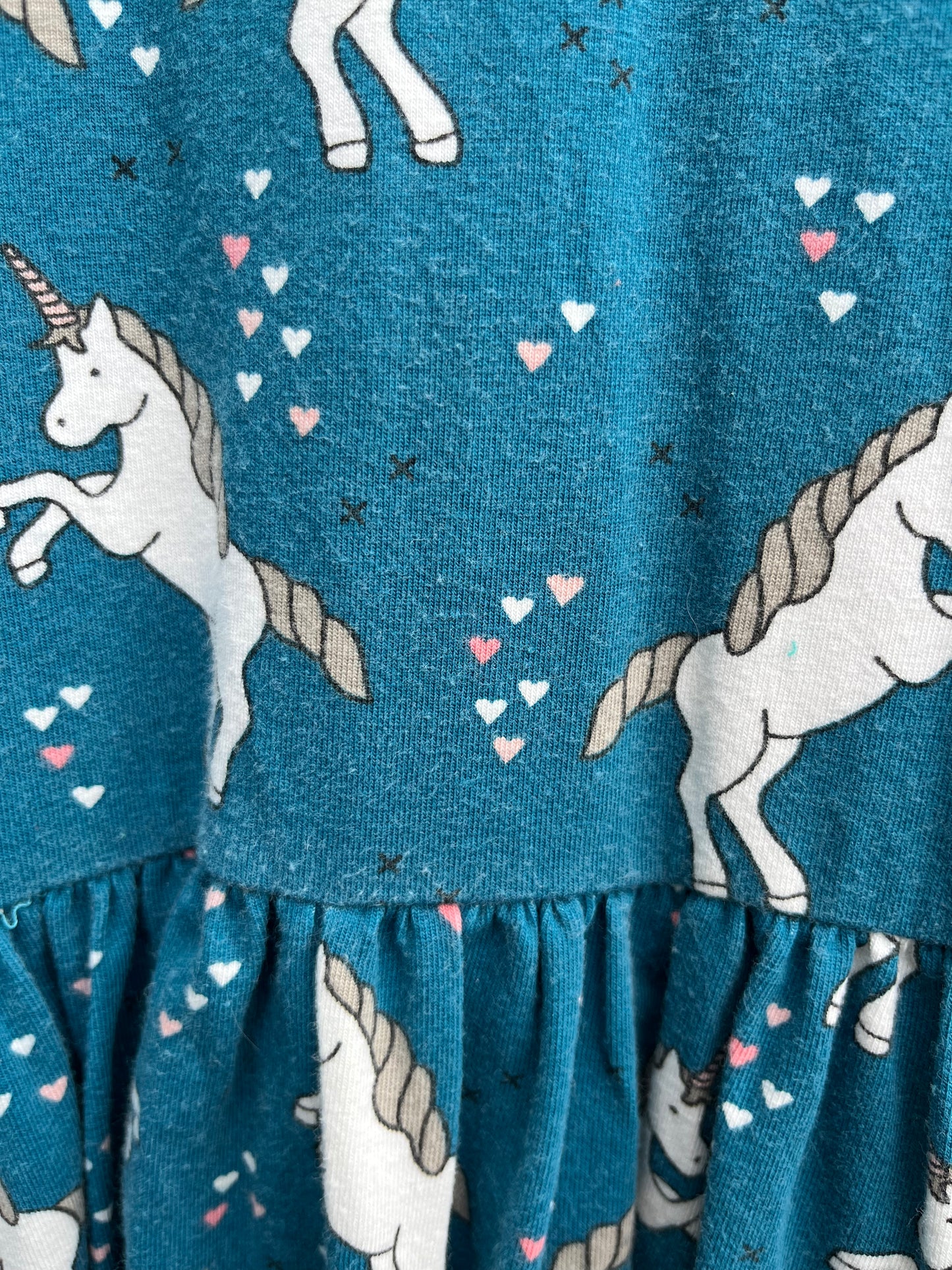 Unicorn dress  7-8y (122-128cm)