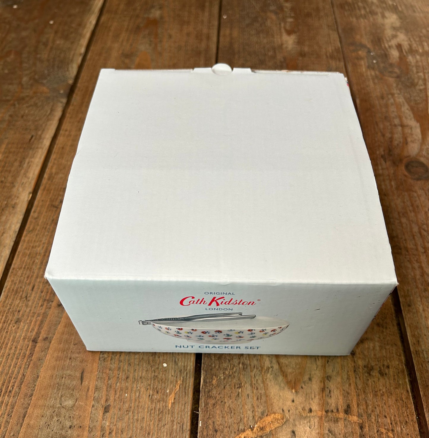 Cath Kidson Nut Cracker Set - Dandelion Ditsy