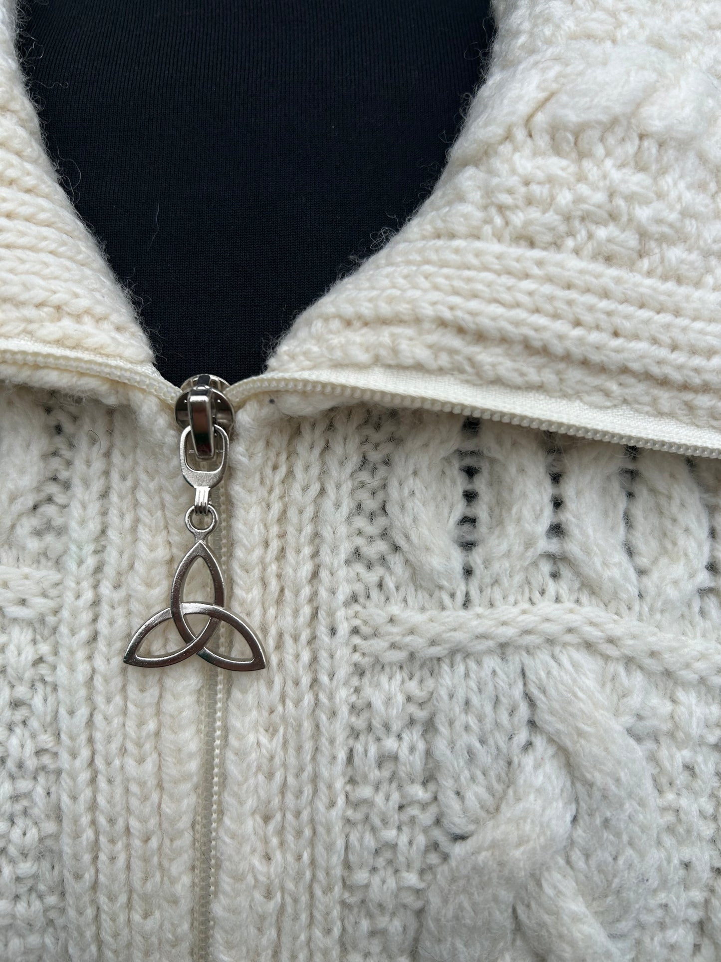 Aran style cream zipped cardigan uk 10-12