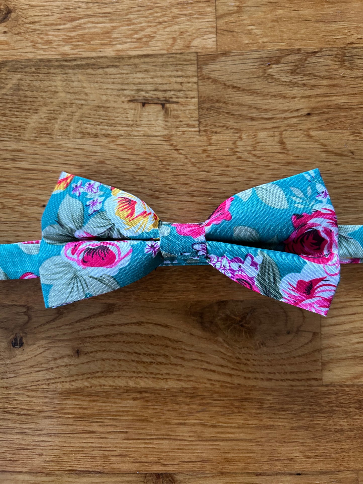 Teal flower bow tie