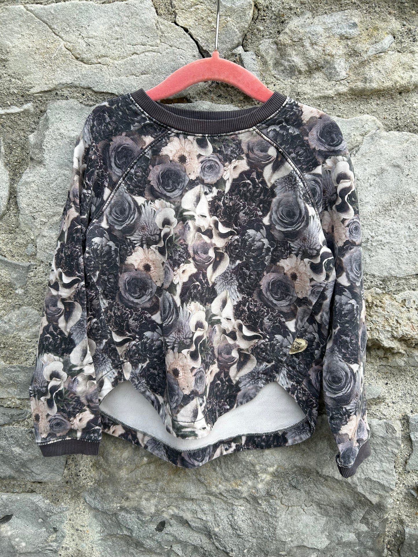 Grey floral sweatshirt  4-5y (104-110cm)