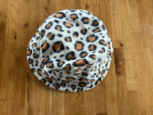Animal print fleece bucket adult hat