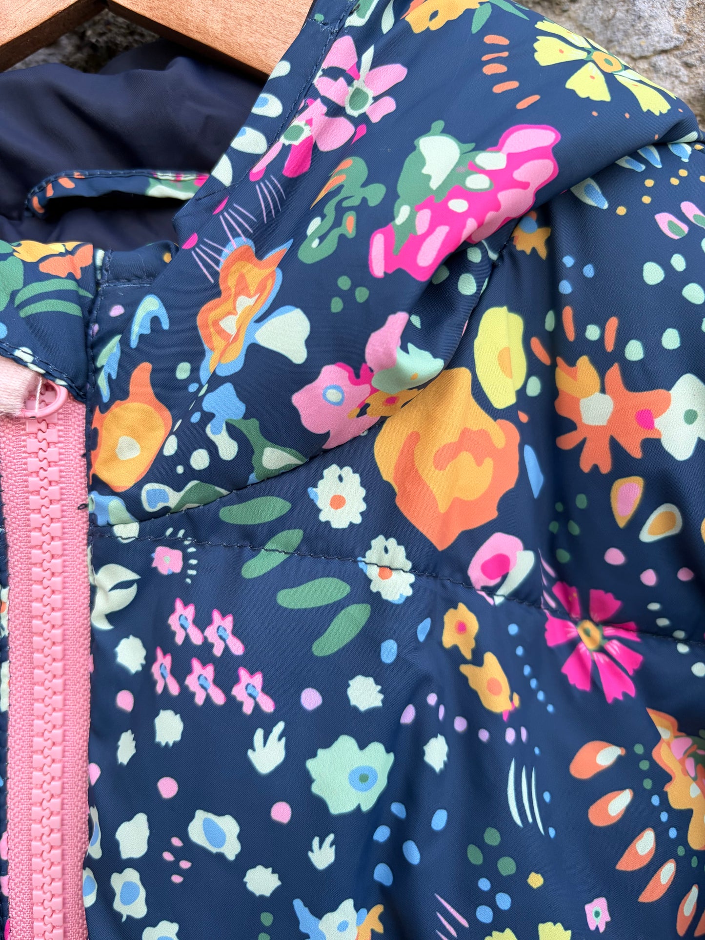 Blue floral puffy jacket  9-10y (134-140cm)