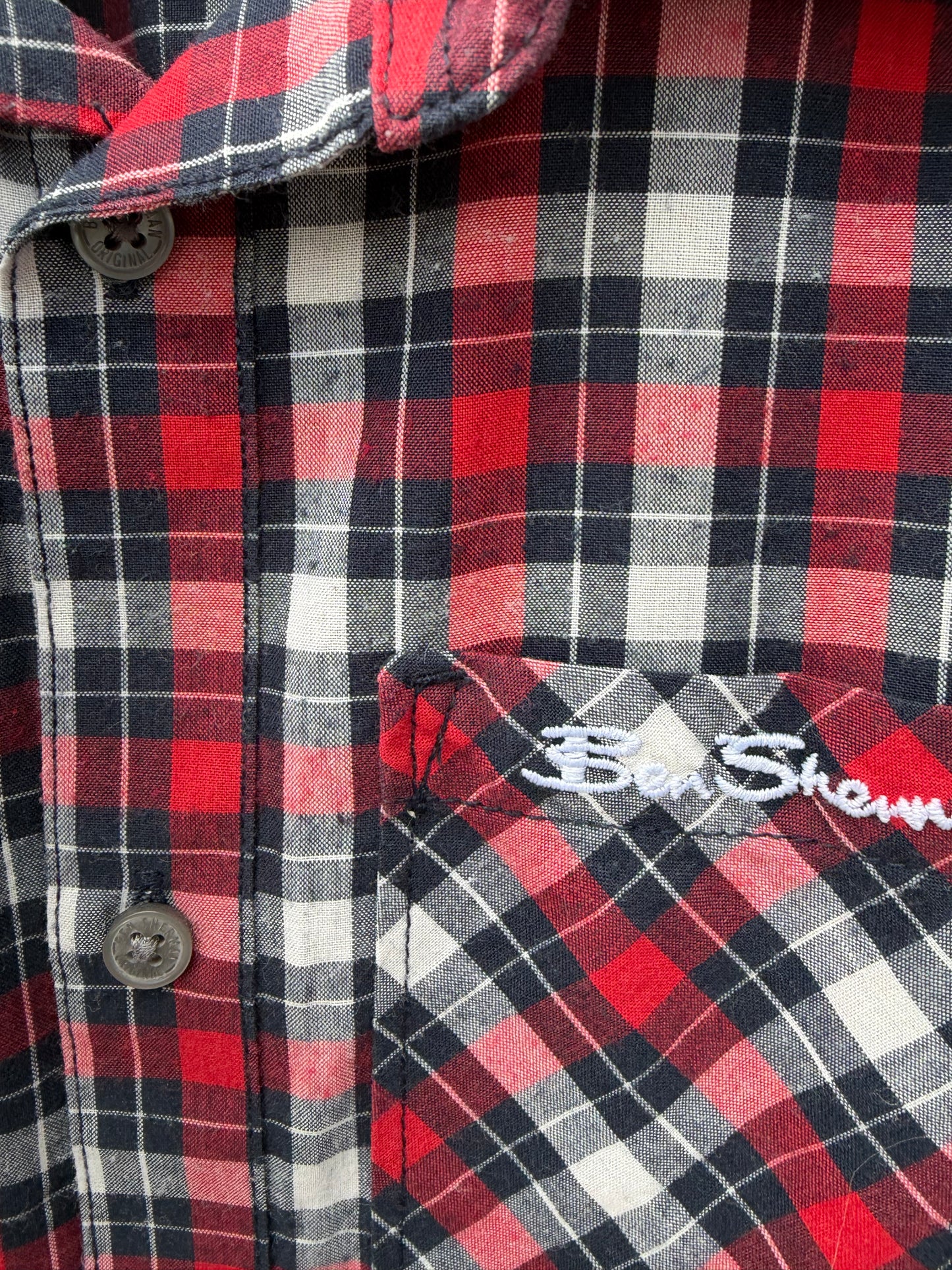 Red check shirt  6-7y (116-122cm)