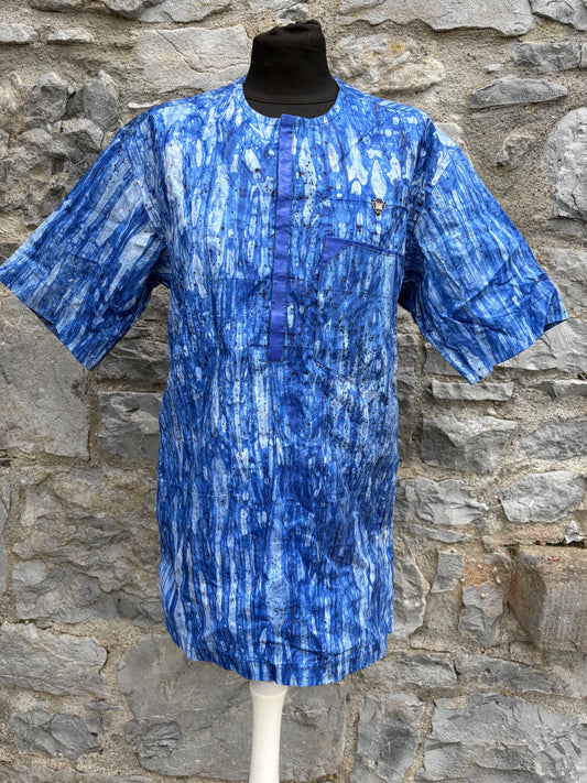 Blue tie dye shirt Small