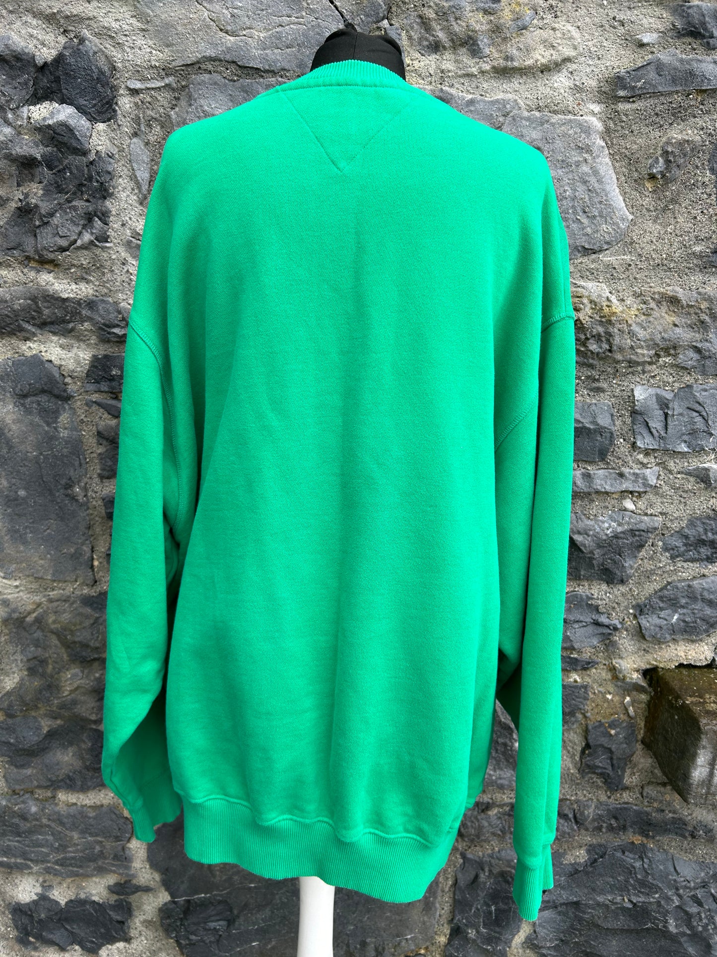 TH green sweatshirt XL/XXL