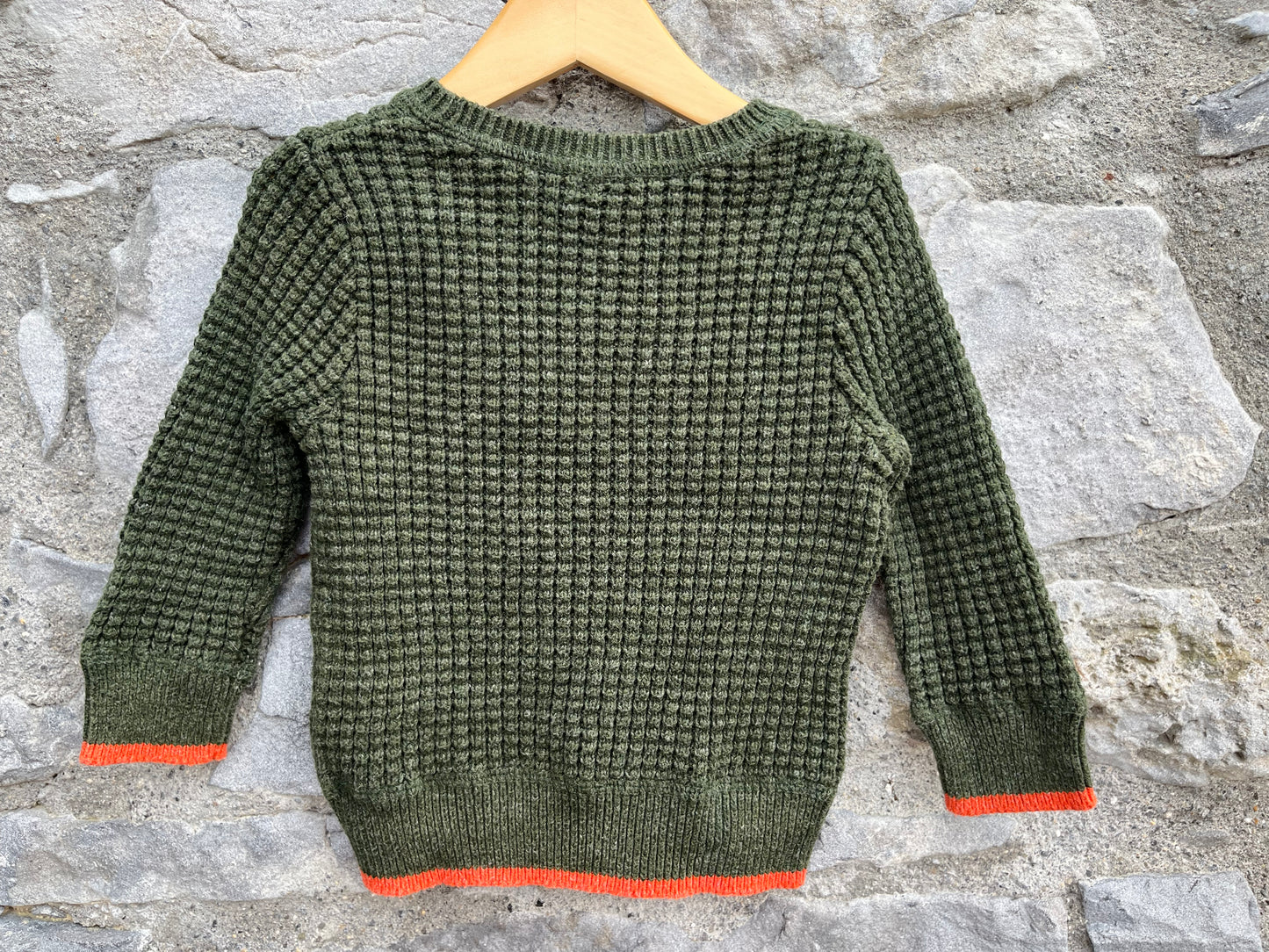 Green honeycomb jumper  18m (86cm)