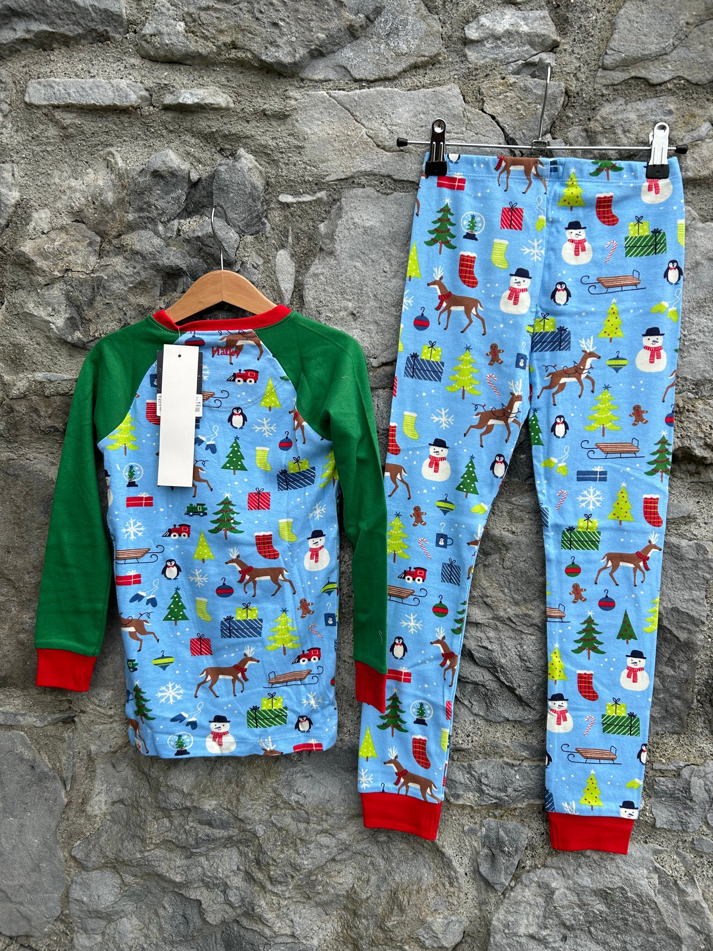 Christmas print blue raglan pjs  6-7y (116-122cm)