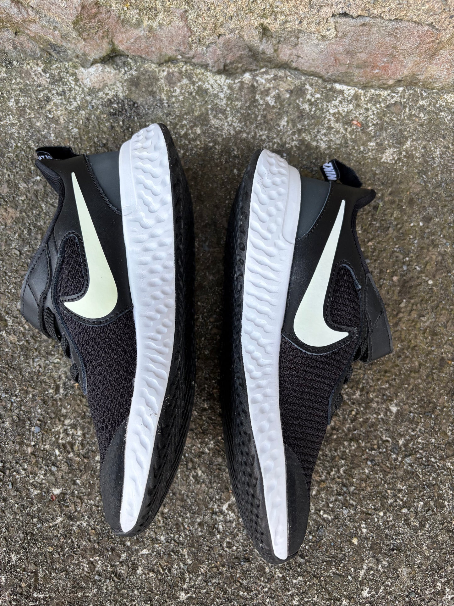 Black trainers  uk 13 (eu 31.5)