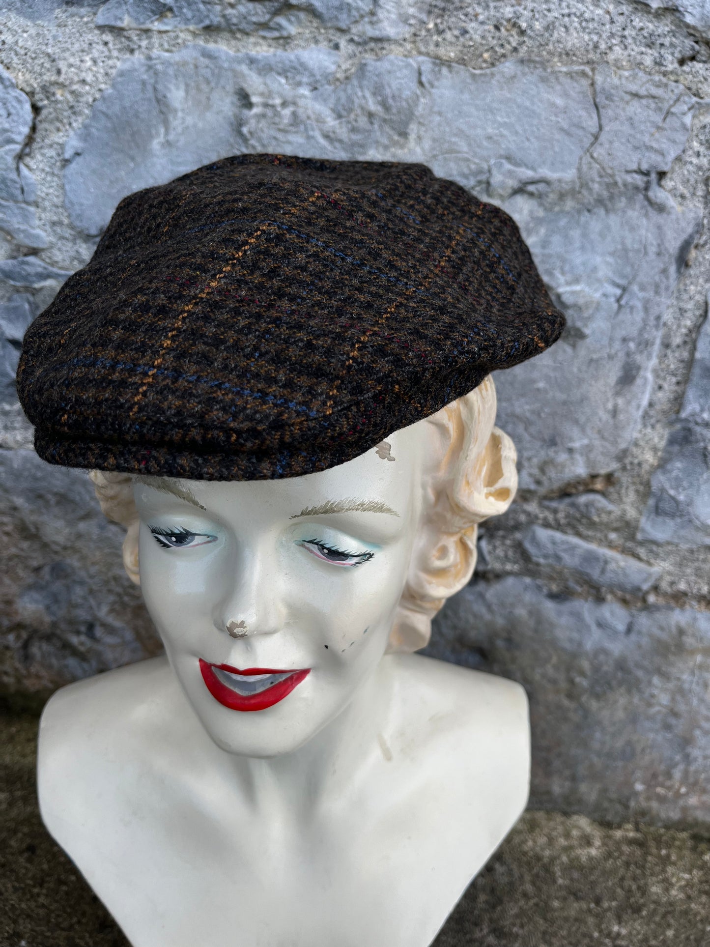 Tweed cap