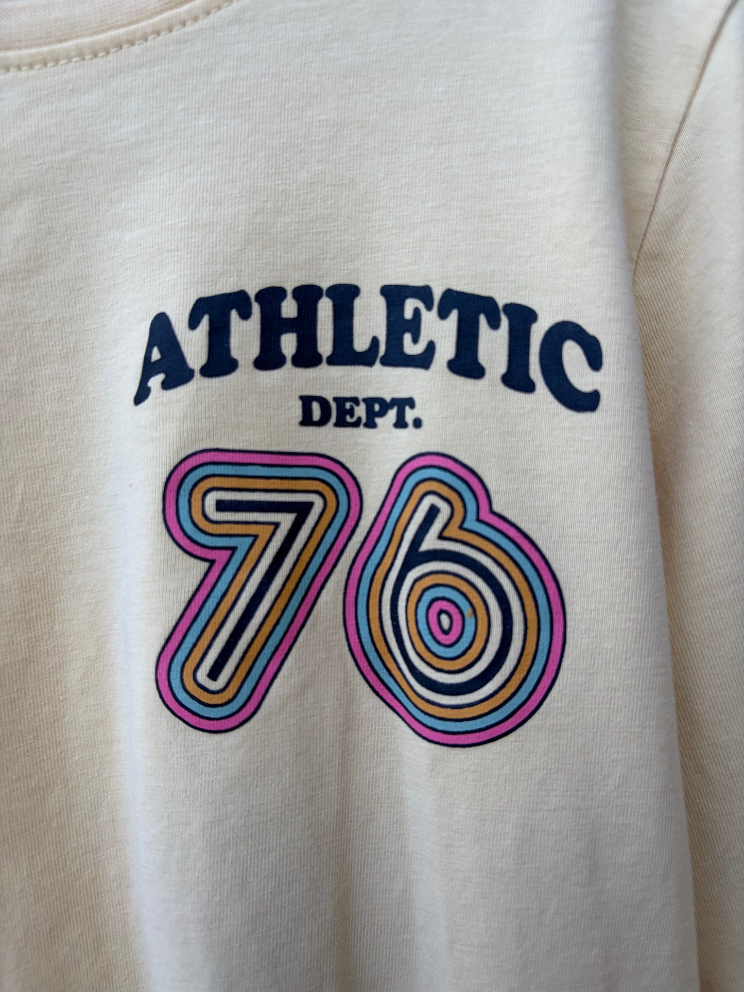 Athletic yellow top  9-10y (134-140cm)