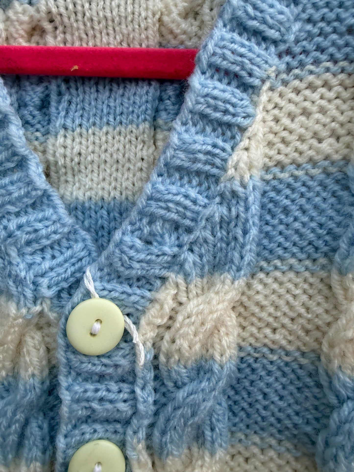 Blue&white cable knit gilet  9-12m (74-80cm)