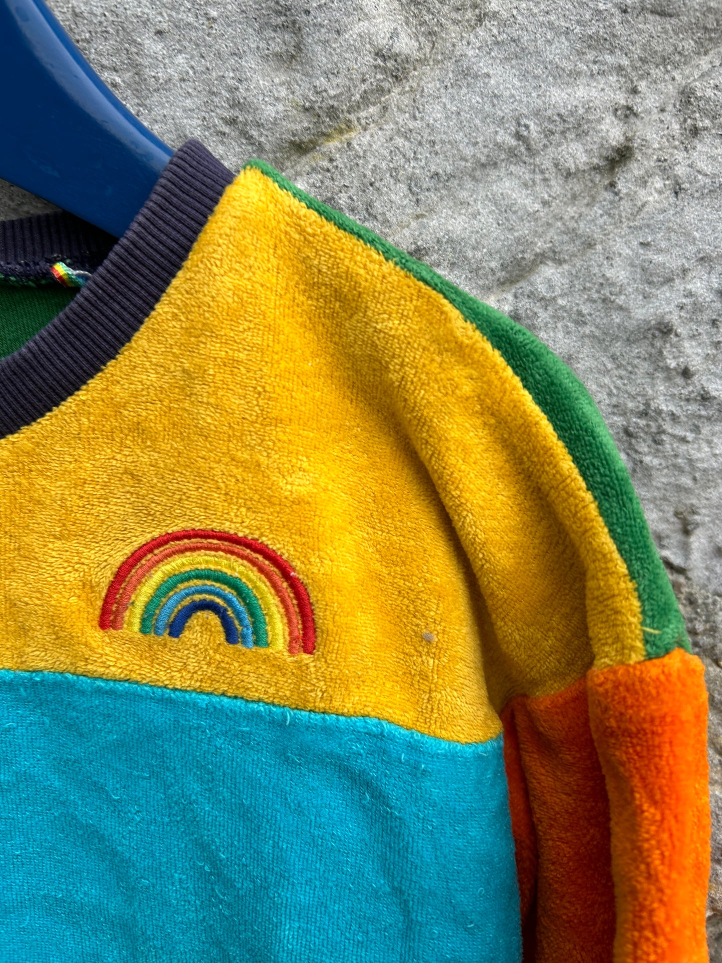 Rainbow velour sweatshirt  4-5y (104-110cm)