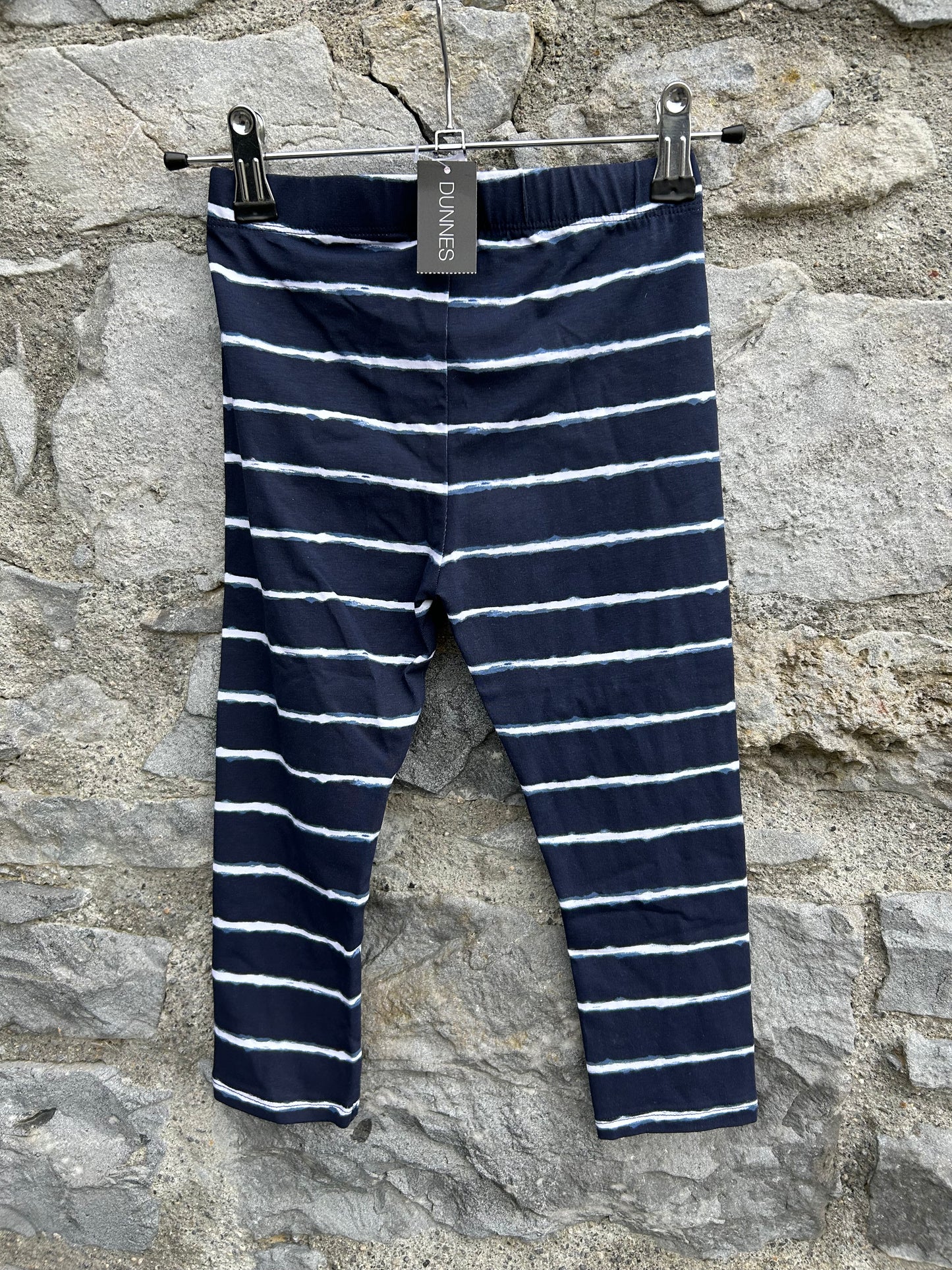 Navy stripy cropped leggings   6-7y (116-122cm)