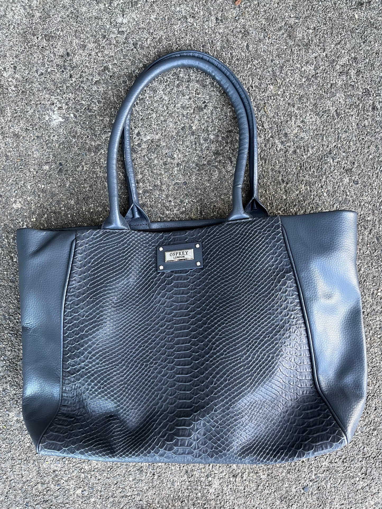 Black leather shoulder bag