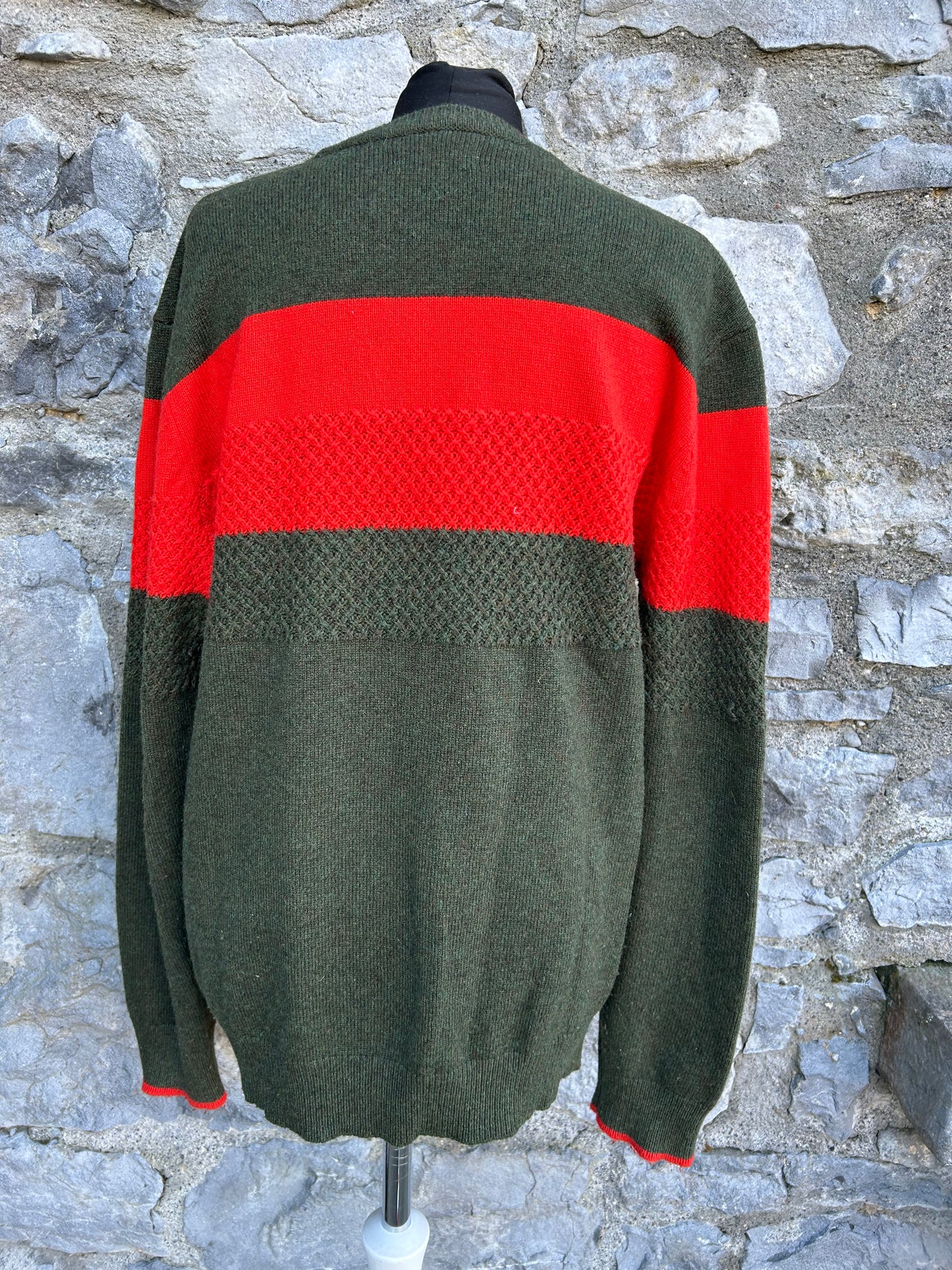 Khaki&red jumper M-L