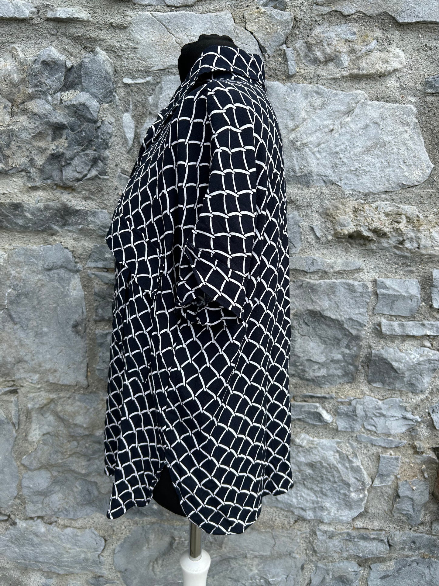Black scales top uk 14