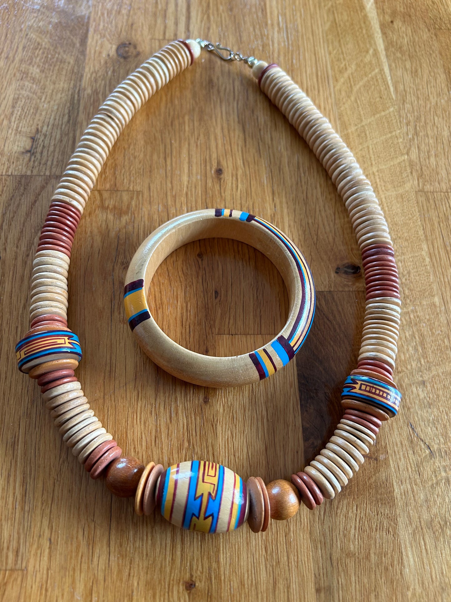 Wooden bead necklace&bracelet