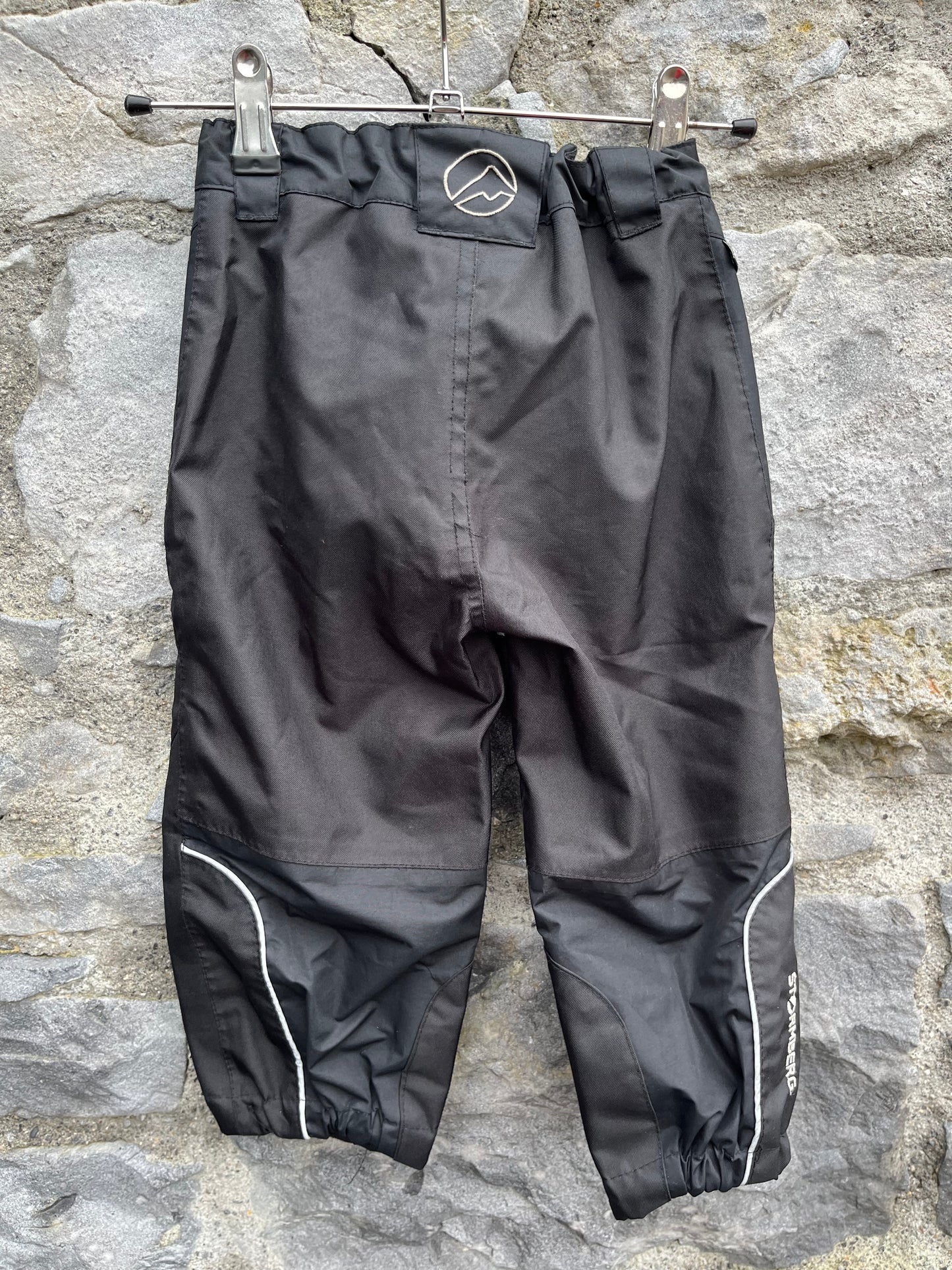 Black waterproof pants   2y (92cm)