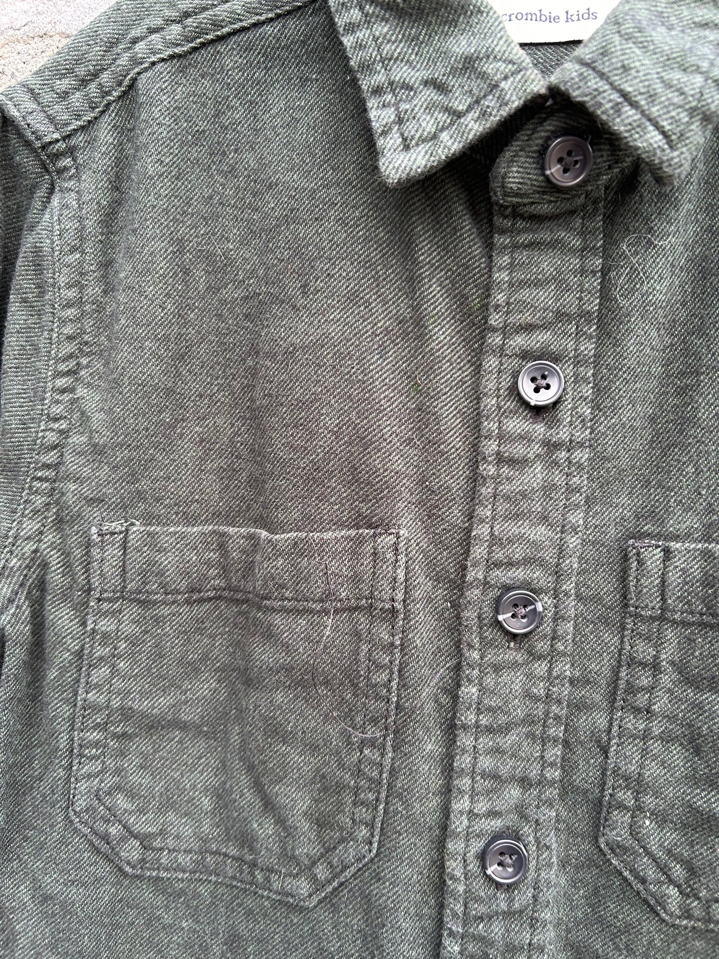 Khaki shirt  5-6y (110-116cm)