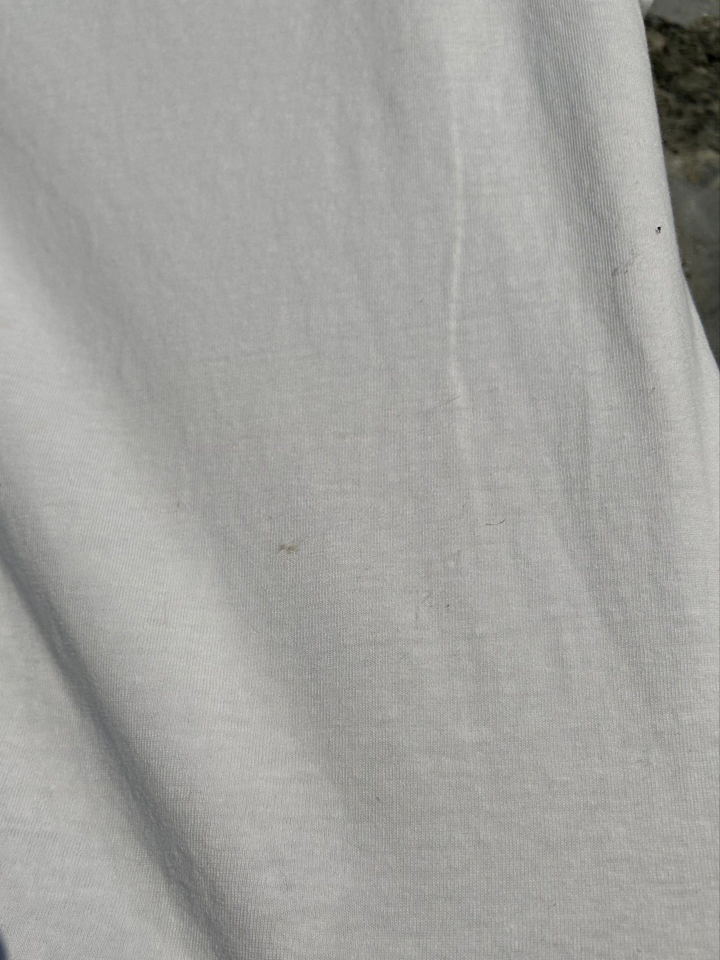 TH white logo T-shirt 7-8y (122-128cm)