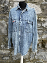 Load image into Gallery viewer, 90s denim shirt M/L
