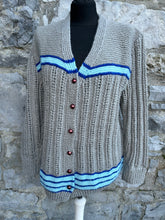 Load image into Gallery viewer, Grey cardigan S/M
