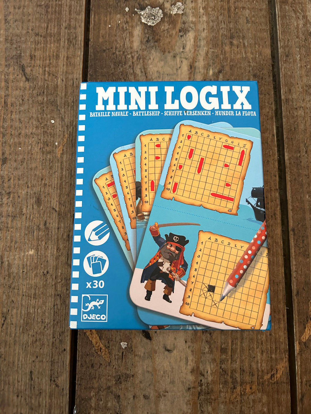 Mini logix card game by djeco