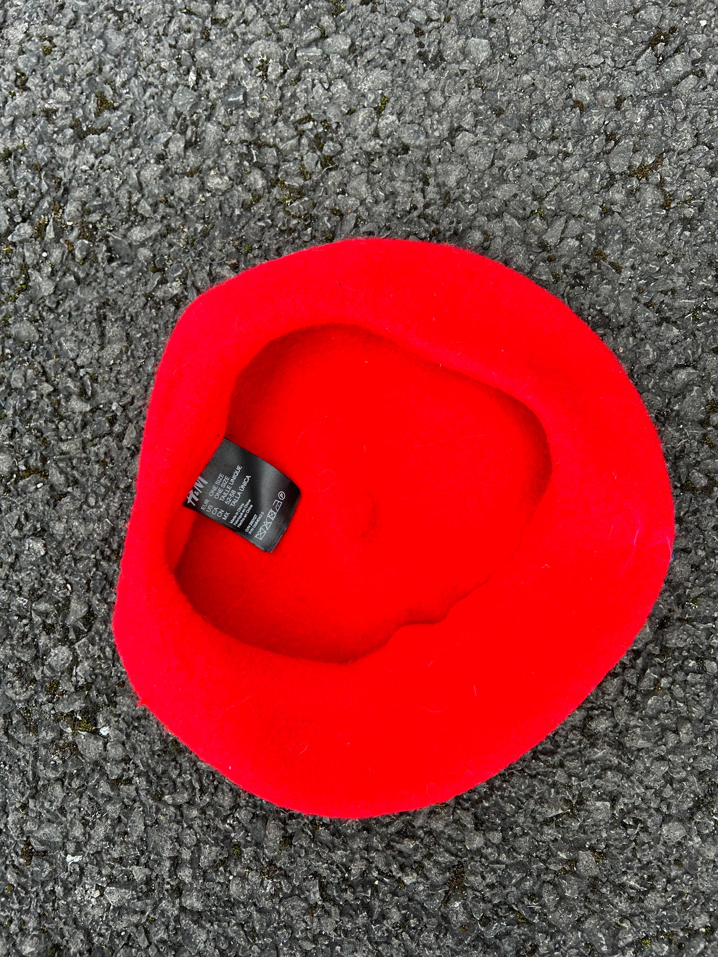 Bright red béret hat